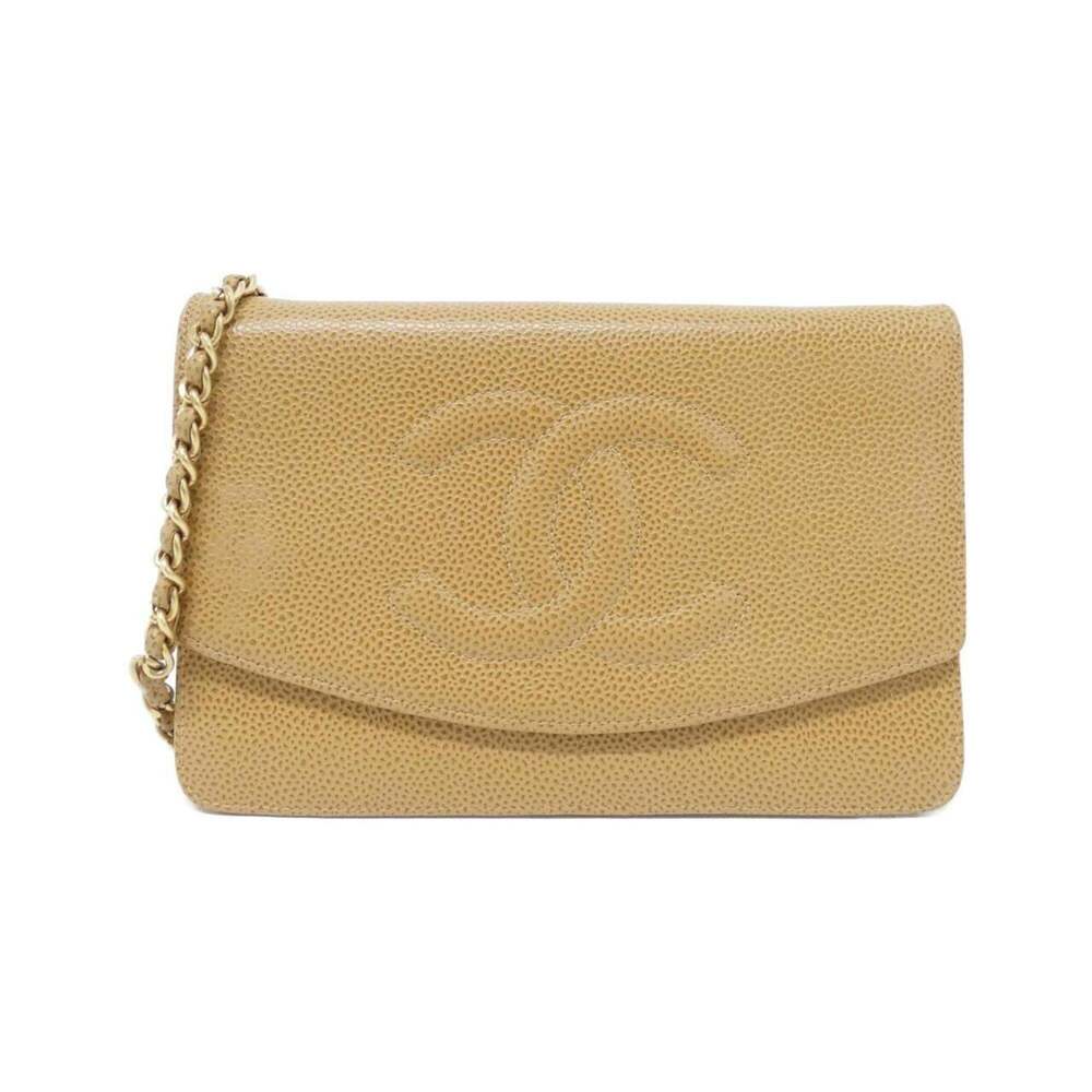 CHANEL Authentic Cream Wallet